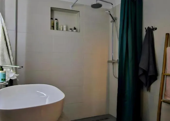 Nuci's Place - The Signature Collection Apartment