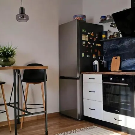 Daire Nuci's Place - The Signature Collection