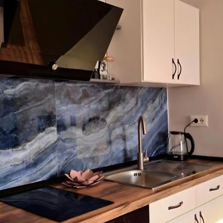 Nuci's Place - The Signature Collection Daire