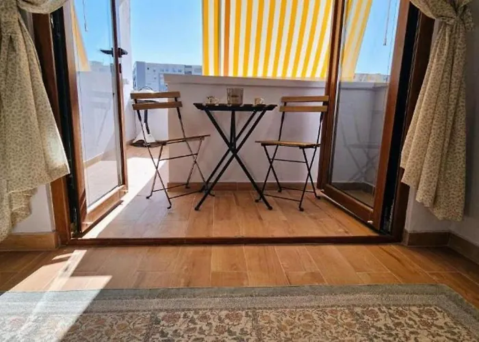 Nuci's Place - The Signature Collection * Tiran