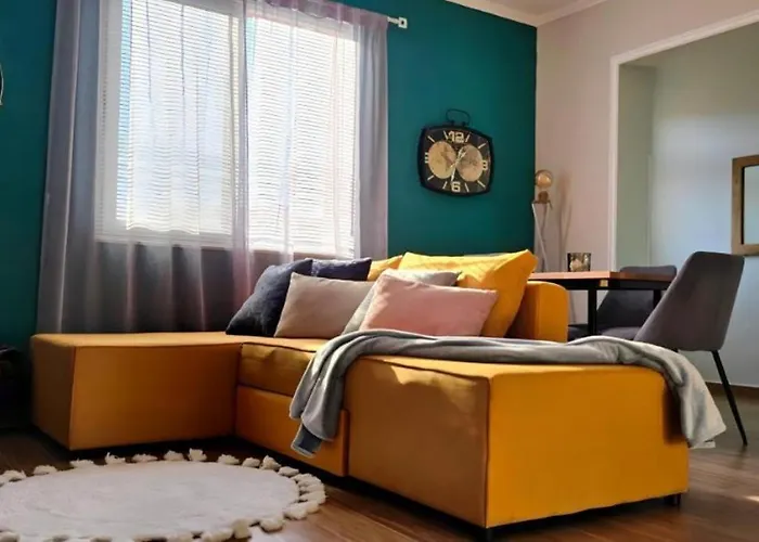 Nuci's Place - The Signature Collection Daire